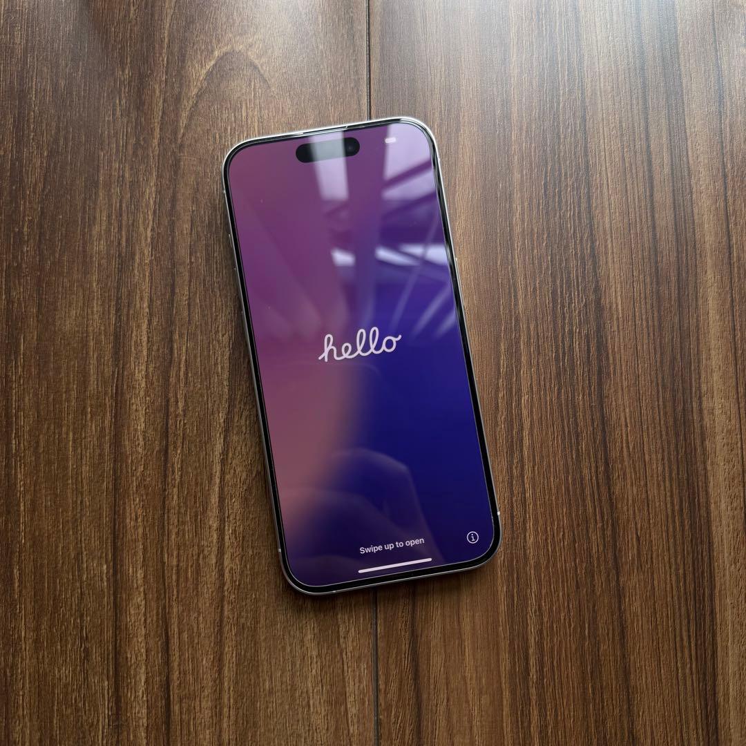 【本体】Apple iPhone 15Pro シルバー 256GB