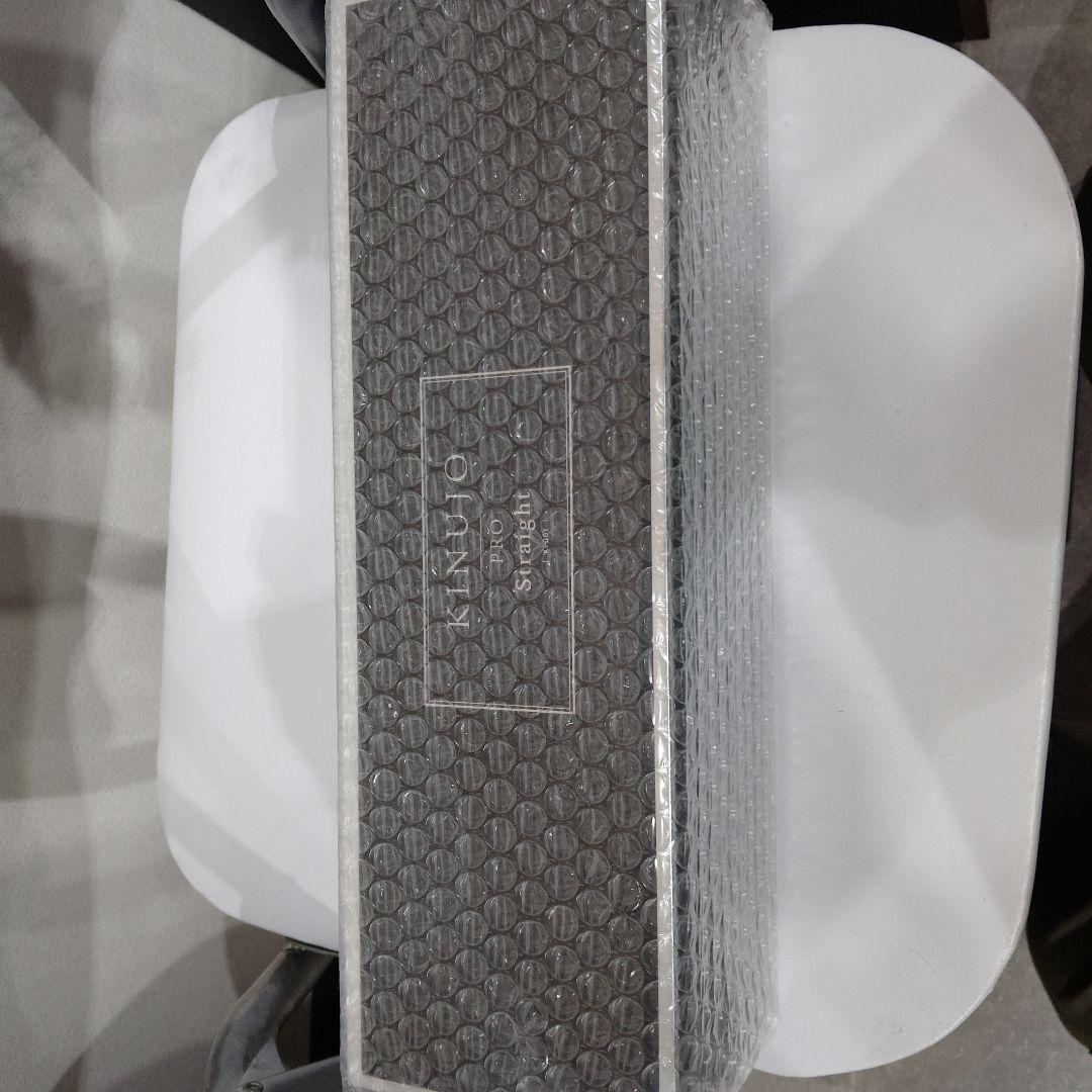 新品未開封！KINUJO PRO Straight ヘアアイロン(正規品)