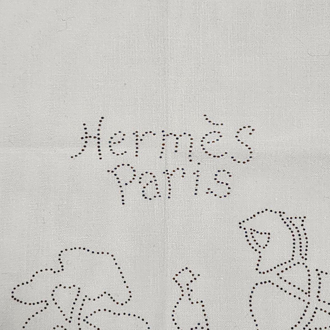 ☆HERMES☆ ハンカチ 馬車 木 家 点描 綿100％ ホワイト レッド