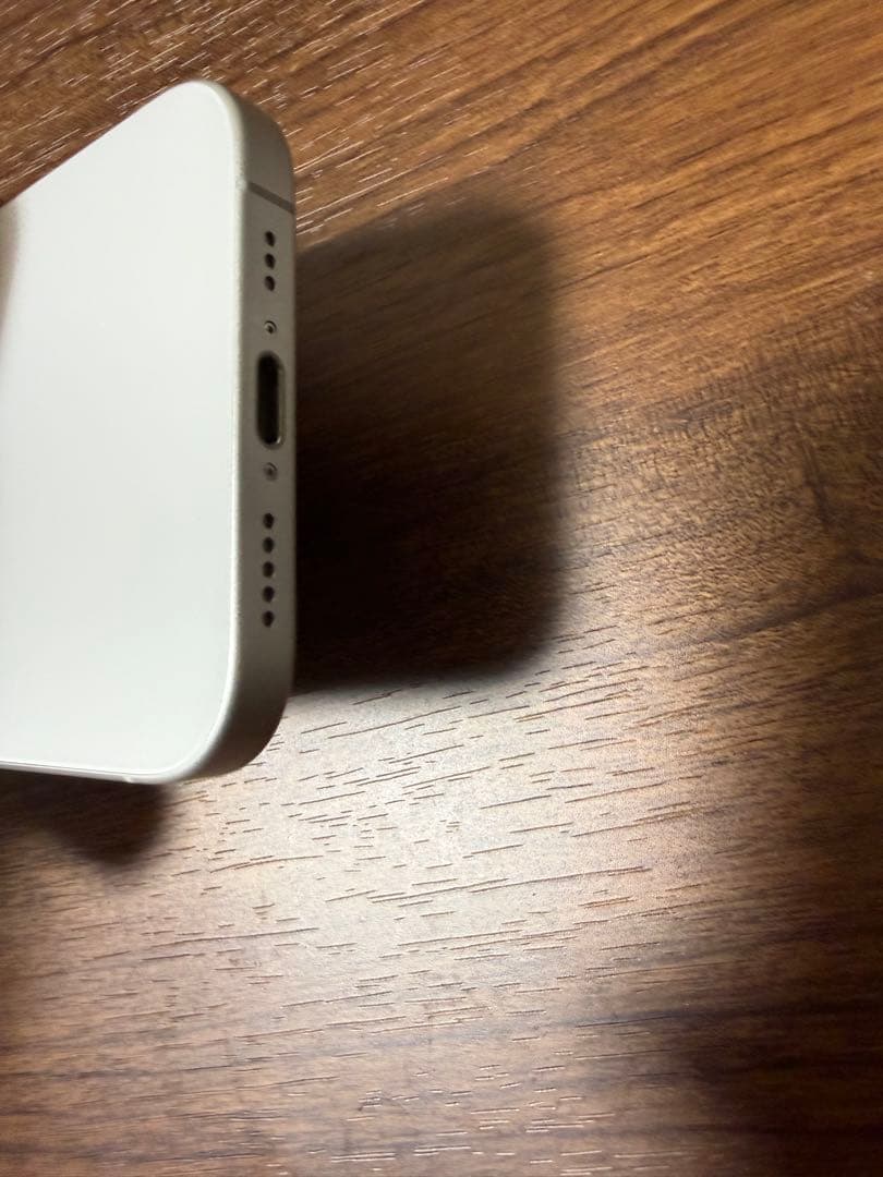 【バッテリー100%】iPhone16 ホワイト512GB