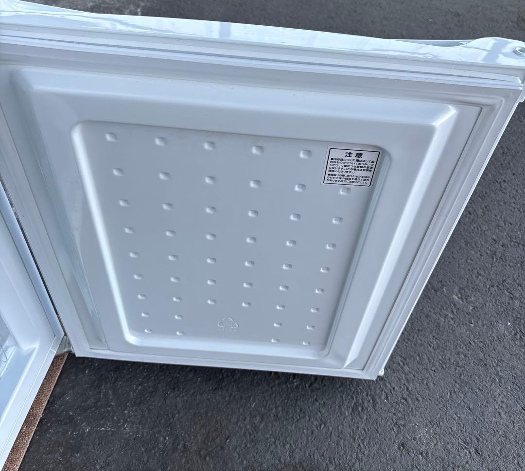 アイリスオーヤマ中古冷凍冷蔵庫 142L 2023年 形名IRSD-14A-W