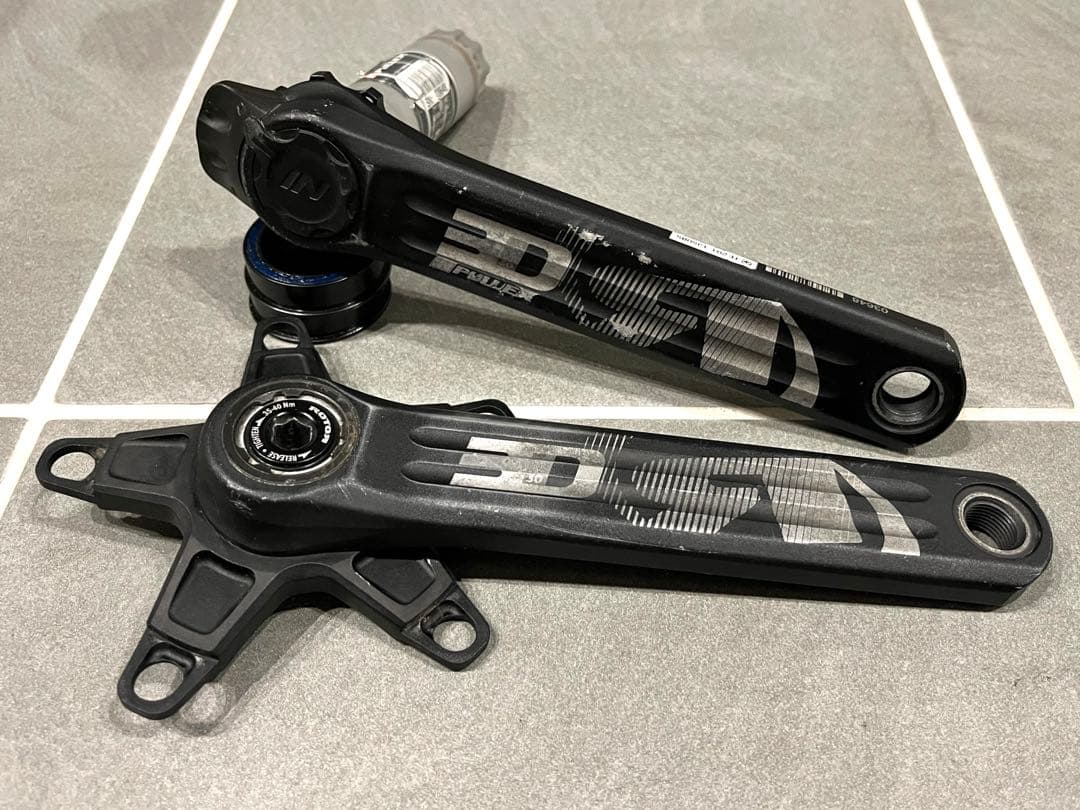 パーツ ROTOR INPOWER 3D30 170mm PCD110