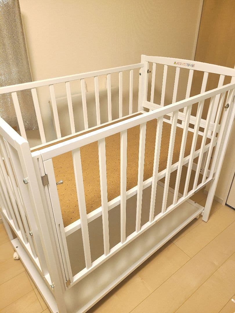 送料込ヤマサキ　ツーオープン　ハイタイプ　ベビーベット　ホワイト　DY-212W