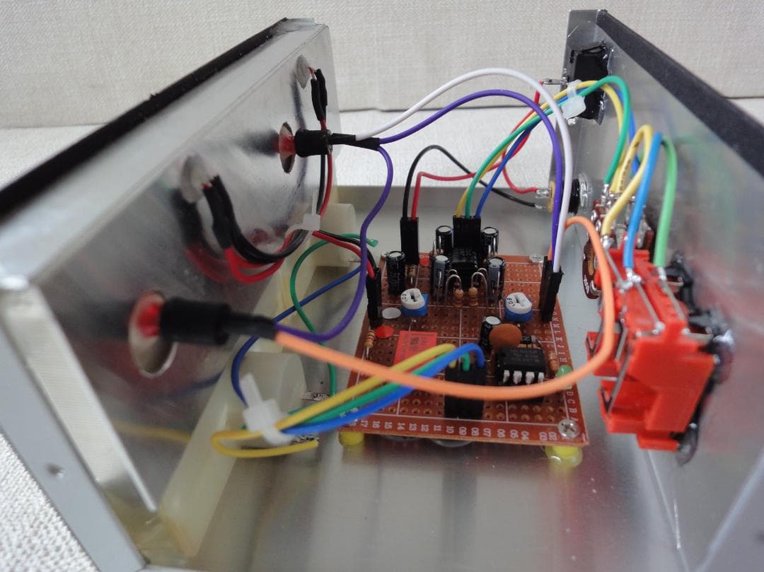 自作ステレオVUメーター198号機（YAMAHAピーク表示付）