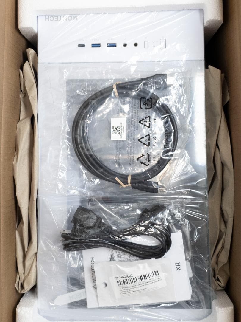 白ゲーミングPC RTX2060 / i7-4770 / SSD 512GB