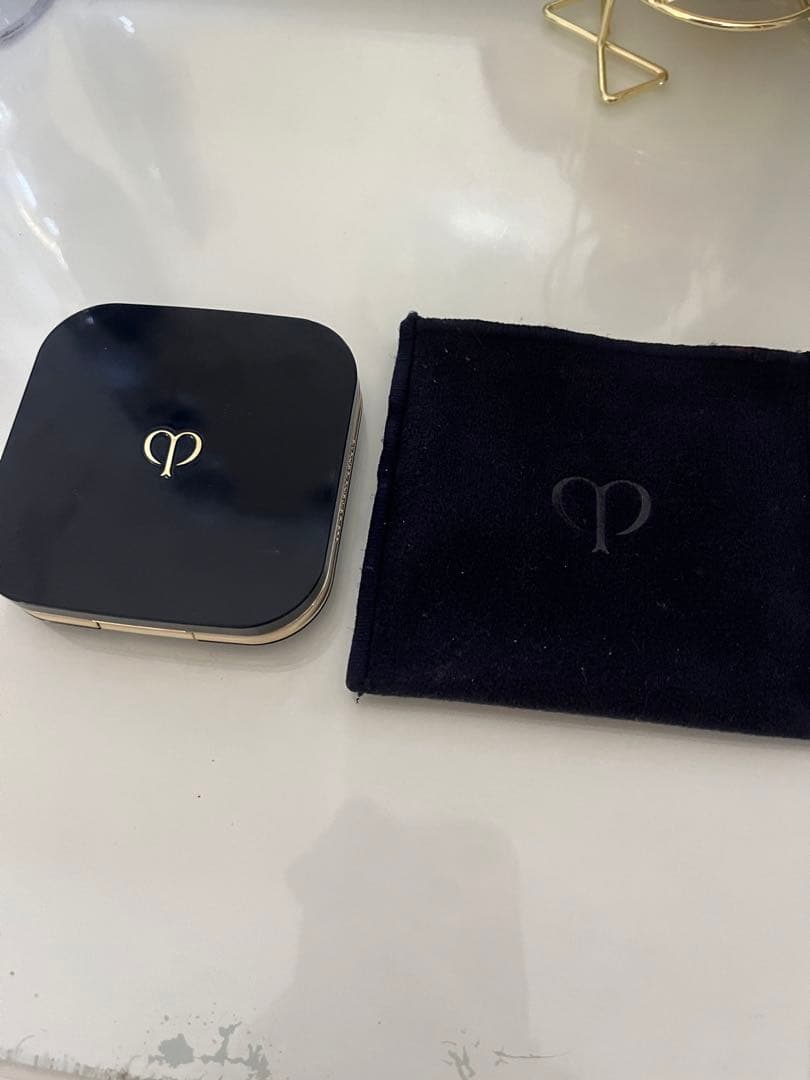 クレドポー　プードル　コンパクトエサンシエルn