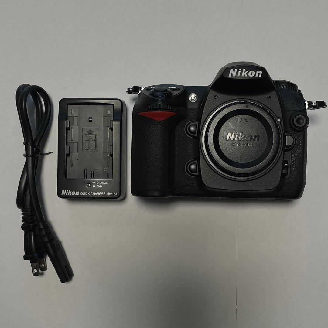 Nikon D200 ｜ショット数7,954枚｜動作確認済｜充電器・バッテリー付