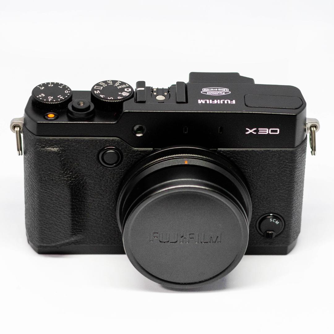 FUJIFILM X30 ブラック レンズフード付 コンデジ