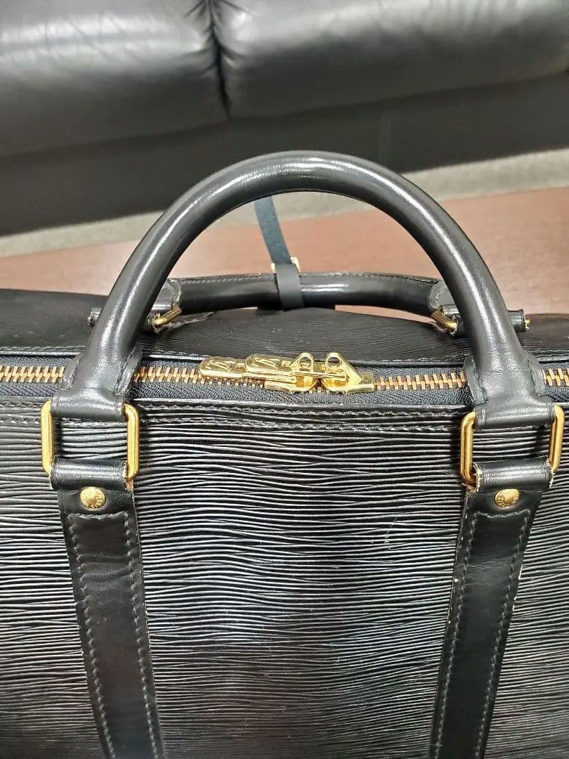 ルイヴィトン エピ　キーポル55 ボストンバッグ 旅行　ビジネス 大容量　黒