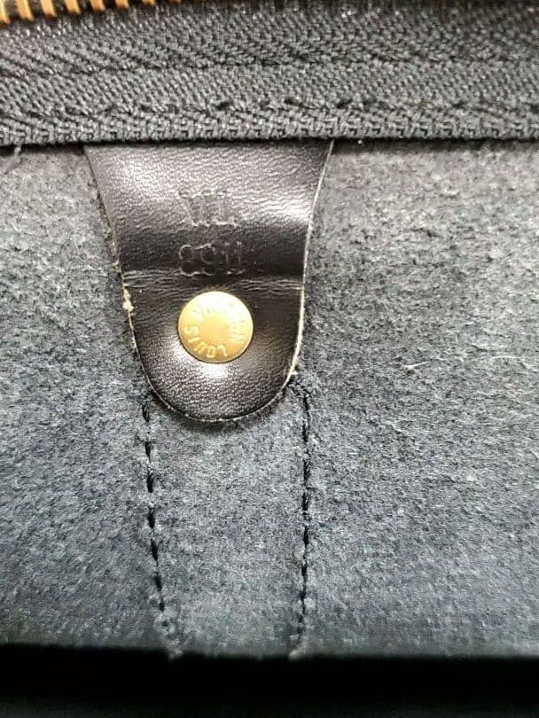 ルイヴィトン エピ　キーポル55 ボストンバッグ 旅行　ビジネス 大容量　黒