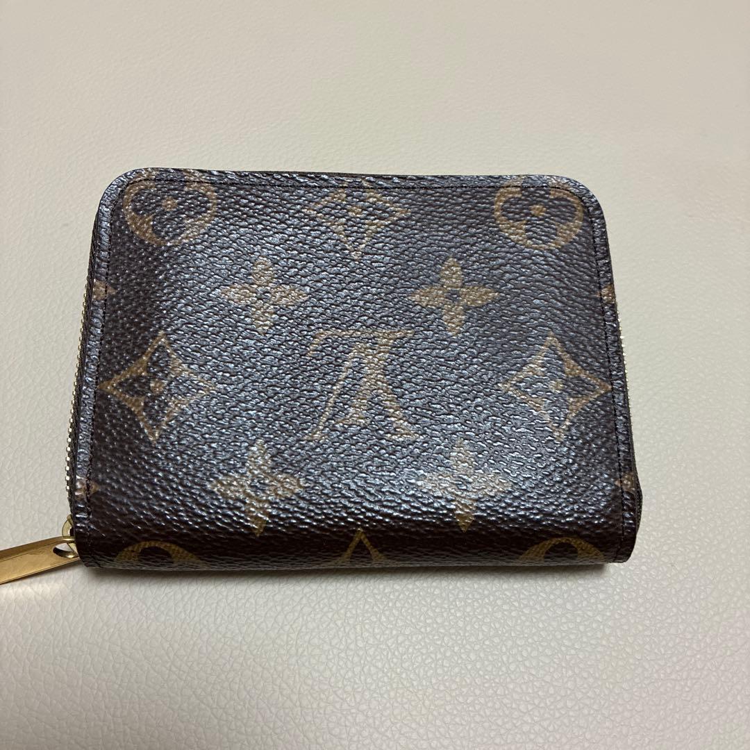 Louis Vuitton ルイヴィトンジッピー・ パース