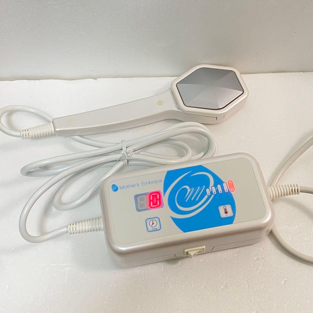 マザーズエンブレイス　温熱美容機器　定価132,000(税込)