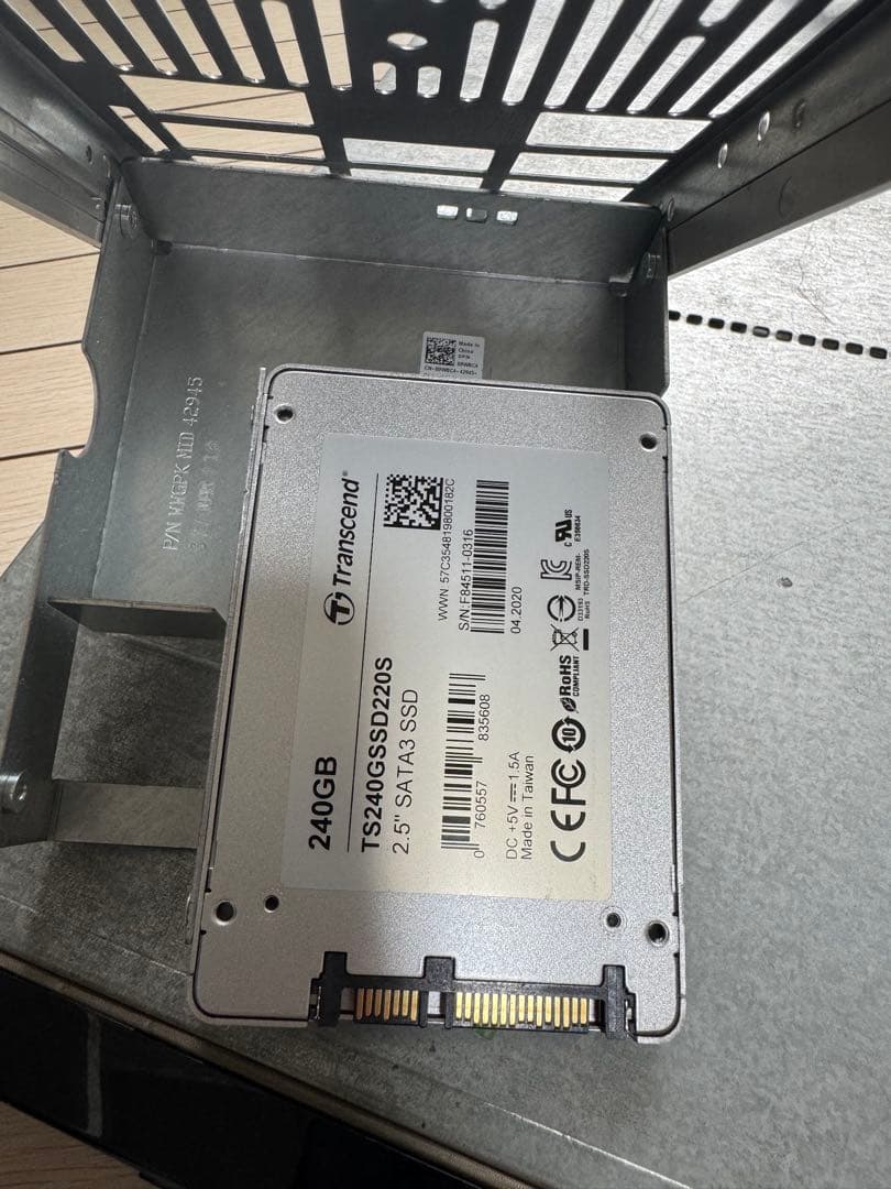 サーバーPowerEdge R320 2470v2 96GB 240GBx4