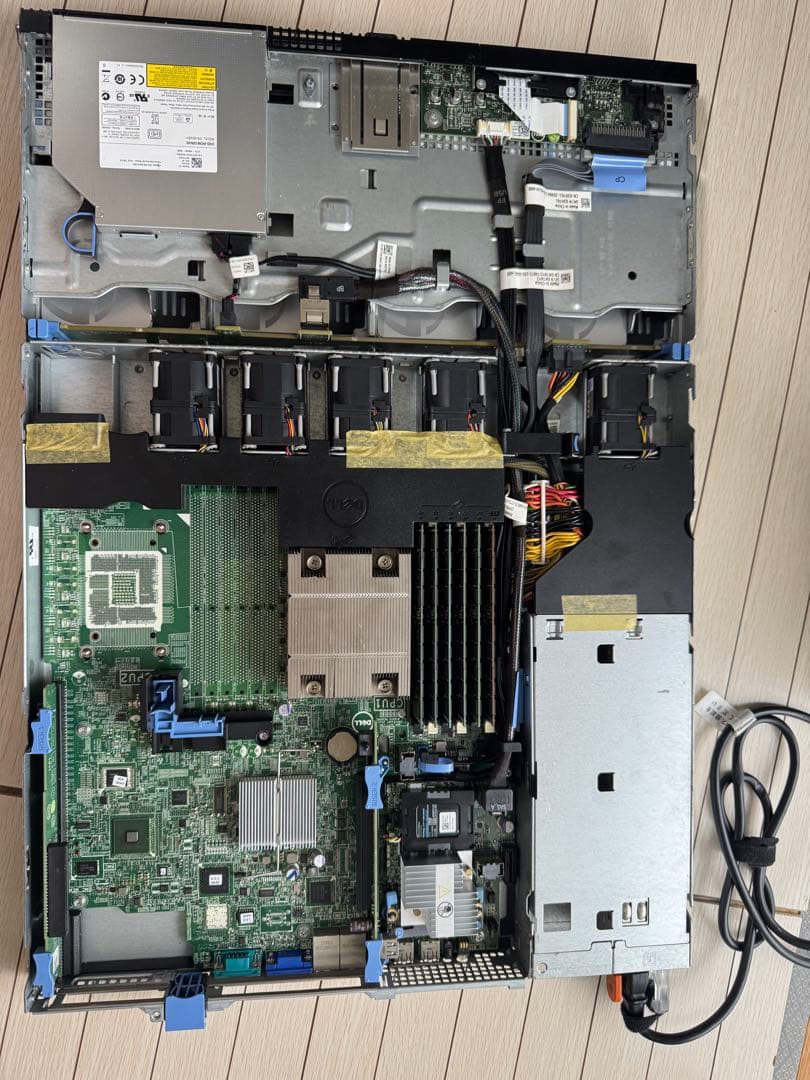 サーバーPowerEdge R320 2470v2 96GB 240GBx4