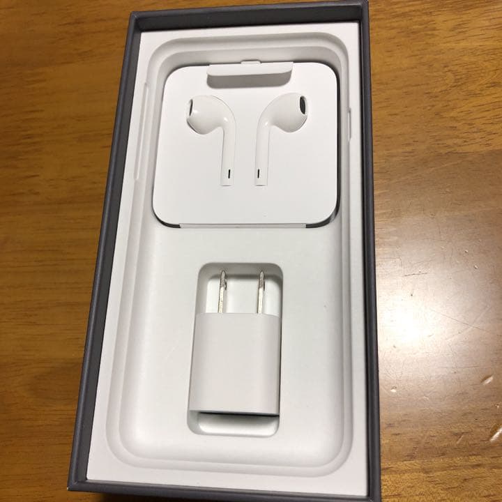 イヤホン iPhone8