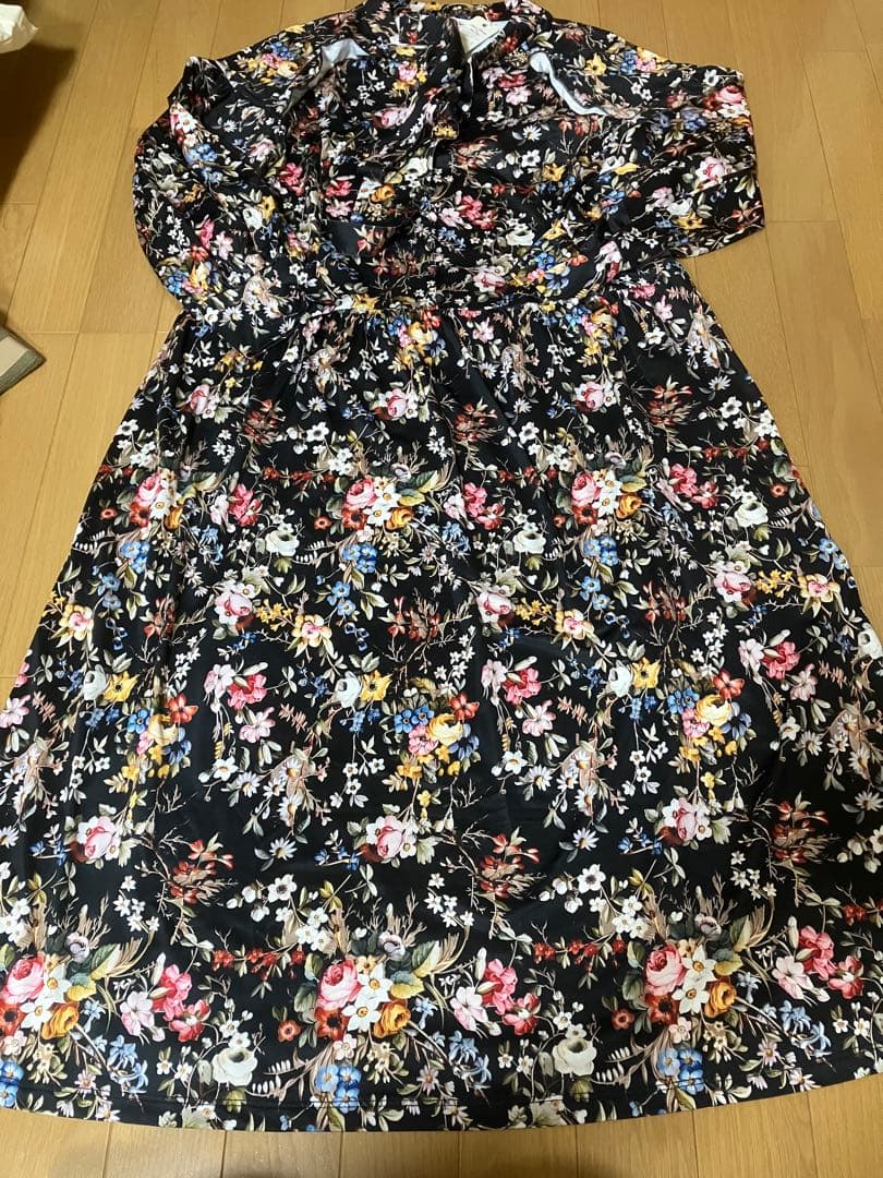 新品　スーパービューティー　44 XL 長袖　ワンピース　花柄