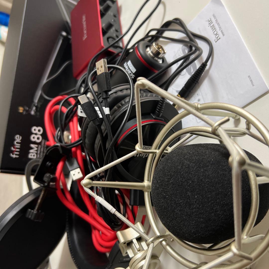 配信機器・PA機器・レコーディング機器 FOCUSRITE Scarlett SoloStudio