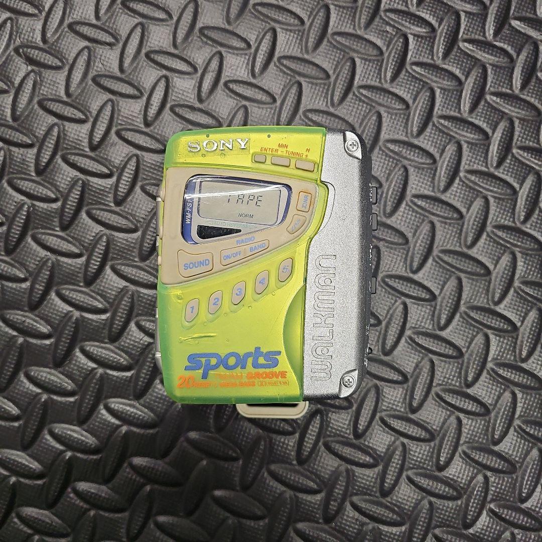 【ジャンク品】SONY Sports カセットプレーヤー