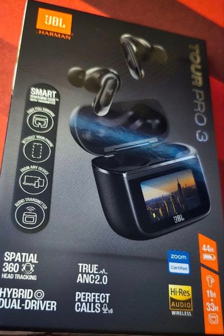 【超美品】JBL Tour Pro 3 ワイヤレスイヤホン　(ケースサービス)