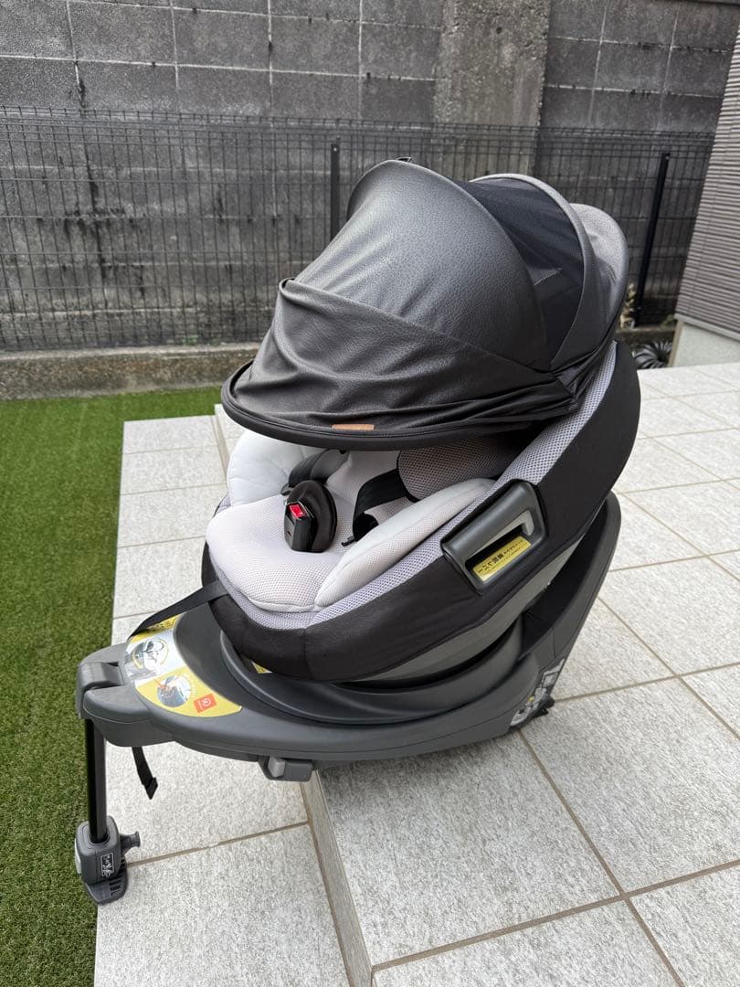 combi チャイルドシート　THE Sシリーズ　エッグショック ISOFIX