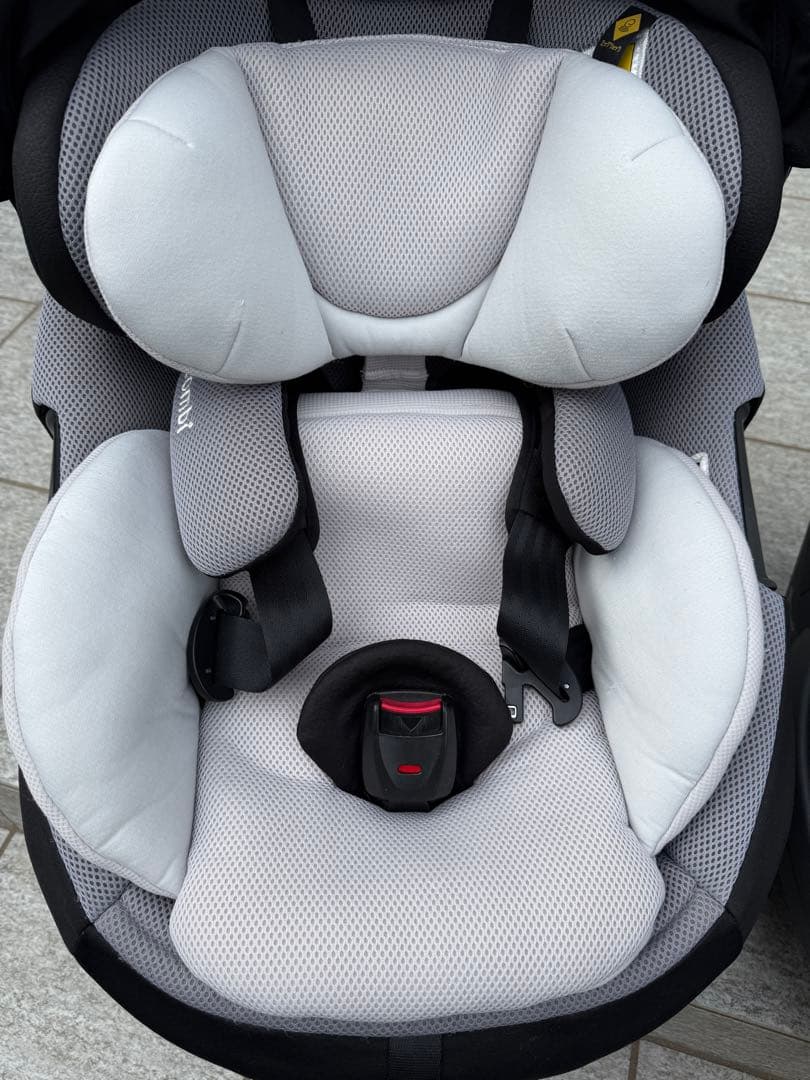 combi チャイルドシート　THE Sシリーズ　エッグショック ISOFIX