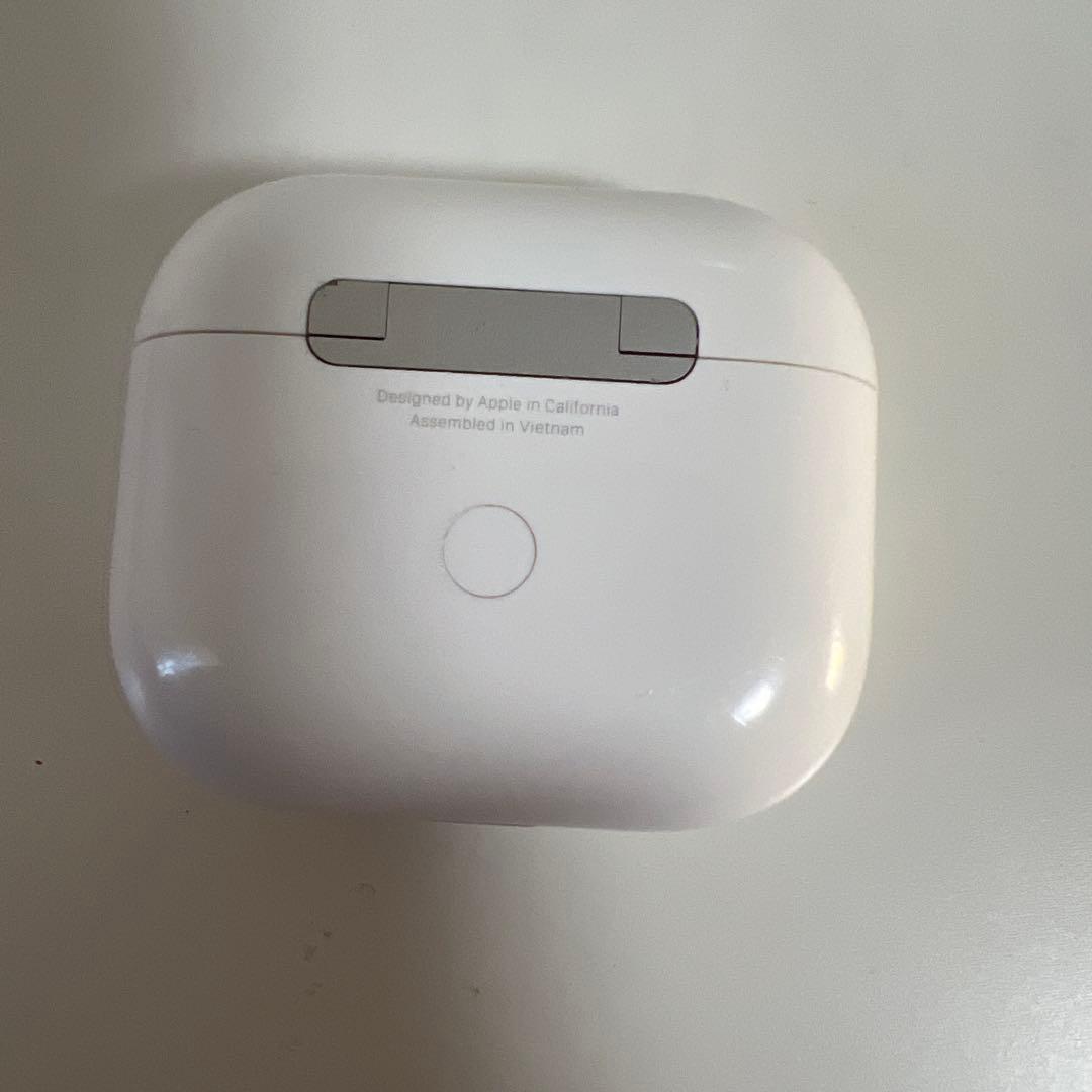 AirPods本体 ホワイト