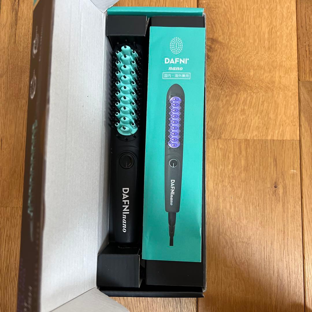 DAFNI nano ブラシ型ヘアアイロン