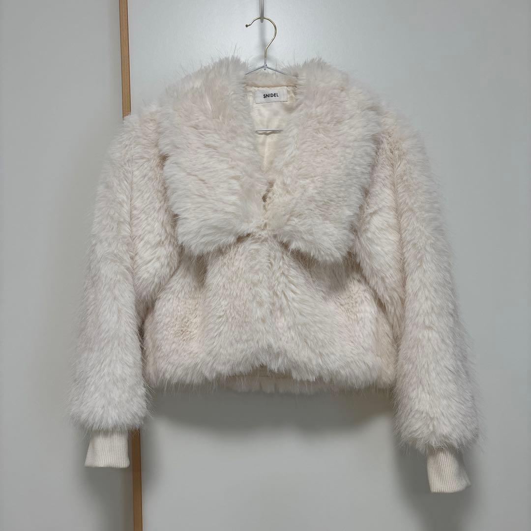 SNIDEL アイボリー ファーコート ショート丈