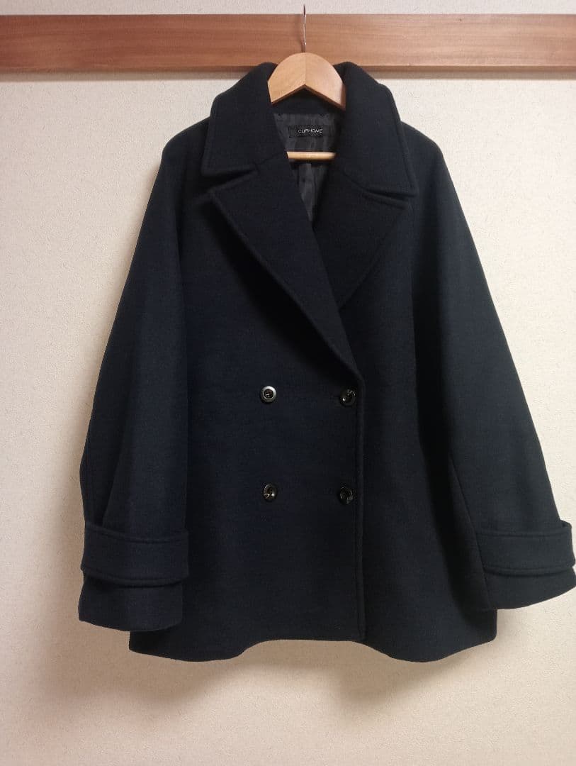 our 上質ウール100％のテーラードコート