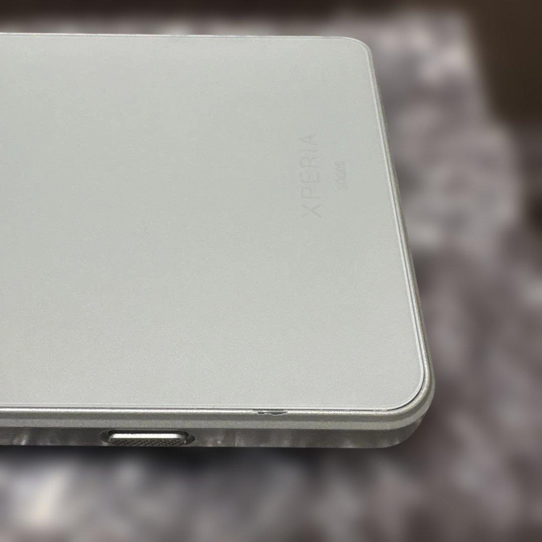 中古美品　SONY Xperia 1 Ⅳ 256GBアイスホワイト