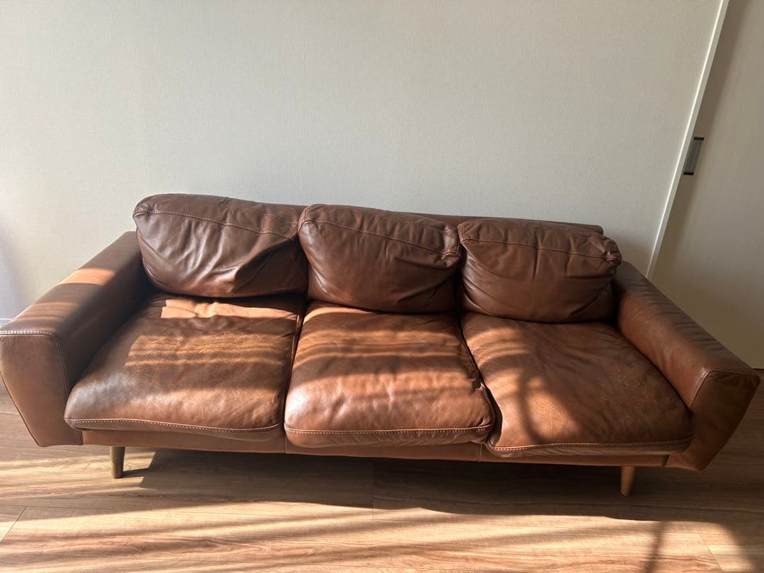 ウニコ　MOLN レザーソファー 3人掛け ダークブラウン