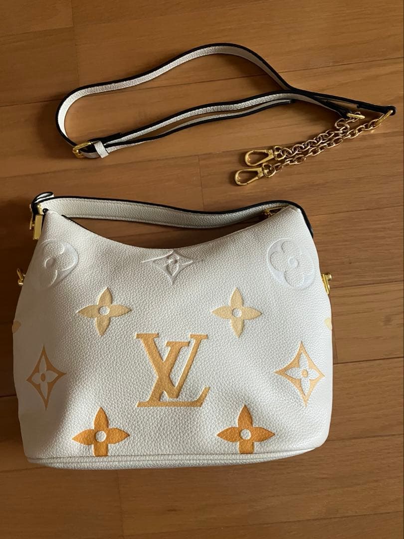 ノベルティ　ショルダーバッグ