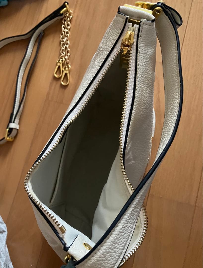 ノベルティ　ショルダーバッグ