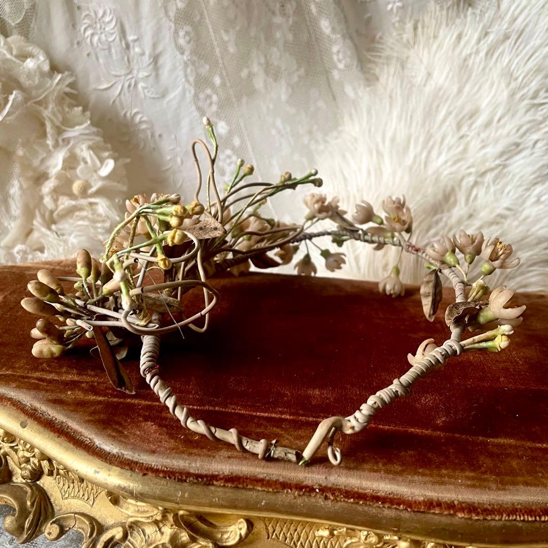 ワックスフラワーティアラ　花冠　ヘッドドレス　マリアージュ　フランスアンティーク