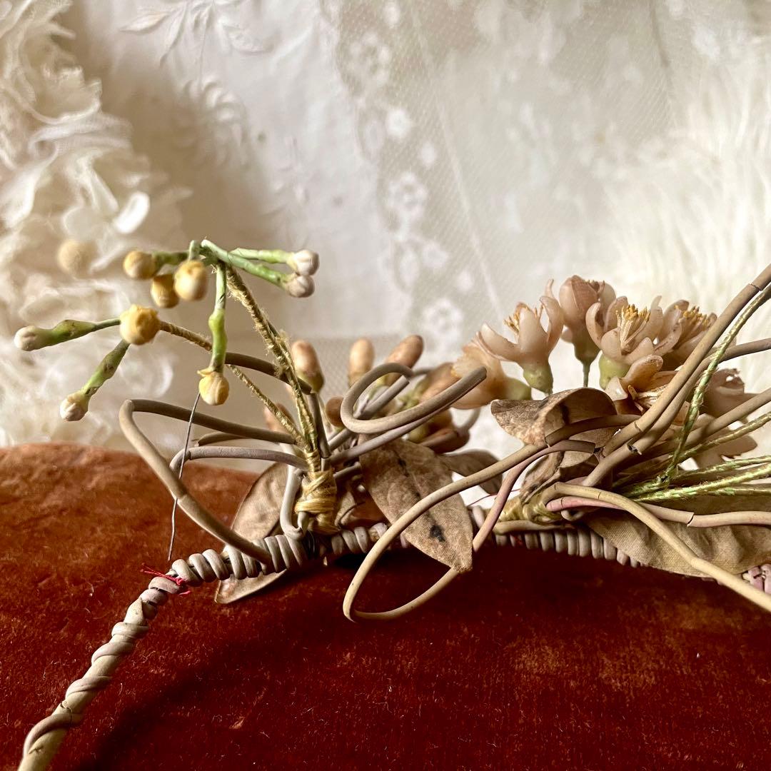 ワックスフラワーティアラ　花冠　ヘッドドレス　マリアージュ　フランスアンティーク