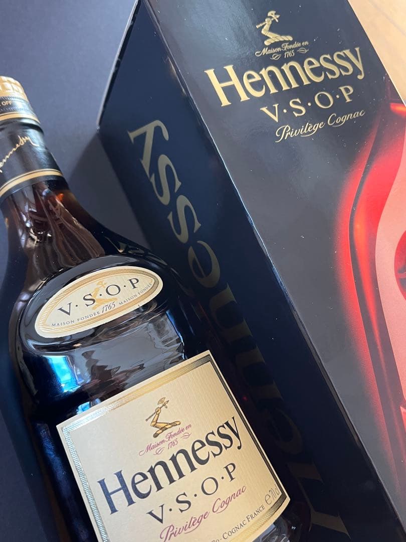 【未開栓/箱付】Hennessy VSOP 700ml