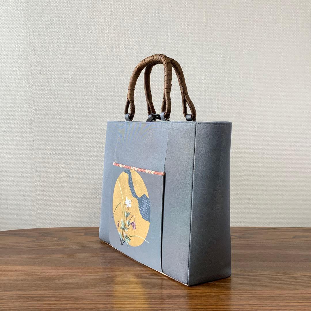 金色の満月に刺繍のお花　帯　リメイク　胡桃皮ハンドルバッグ