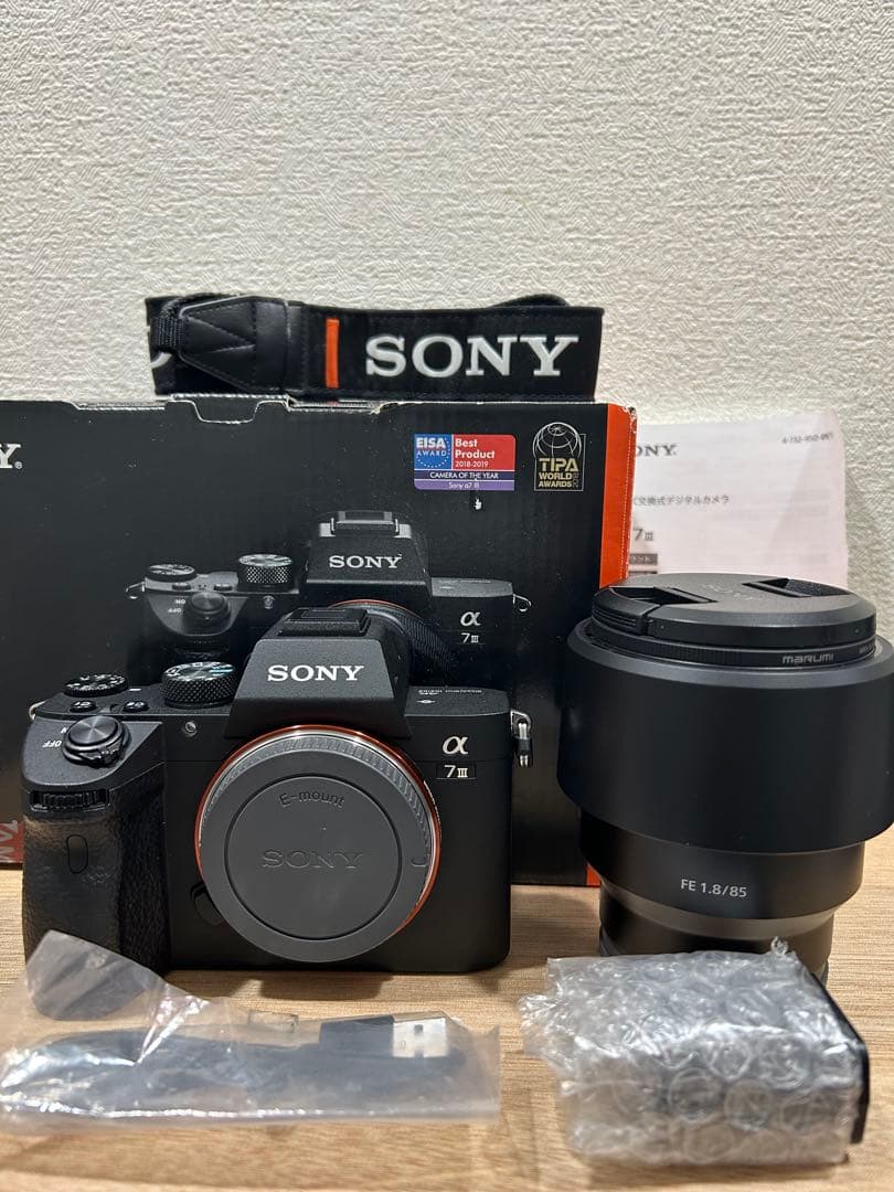 Sony a7iii 標準ズームキット+ FE 85mmF1.8