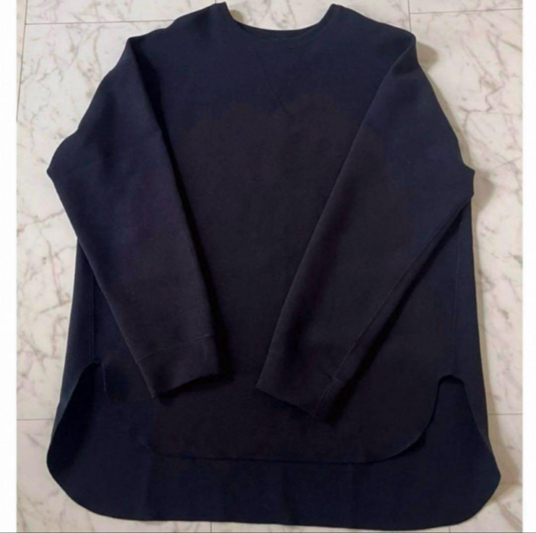 【専用】Vガゼットプルオーバー　ウィムガゼット　ネイビー