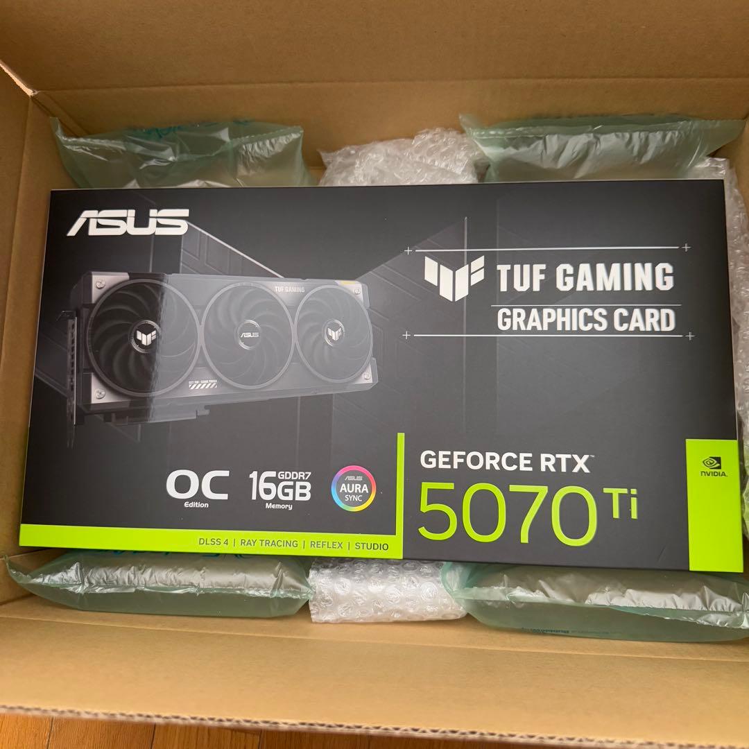 グラフィックボード・グラボ・ビデオカード ASUS NVIDIA GeForce RTX 5070Ti TUF GAME