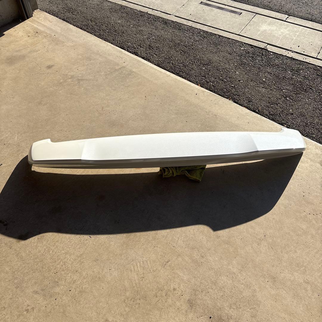 ヴォクシー　80 リアスポイラー