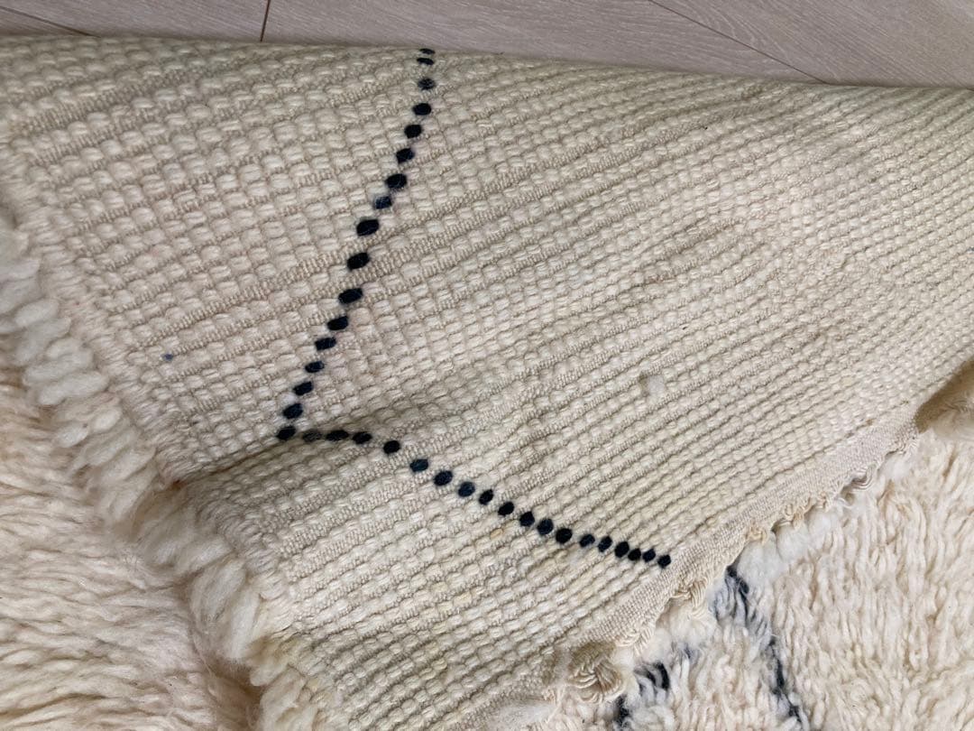 ラグ　カーペット　コンランショップ　アクタス　カラフェ