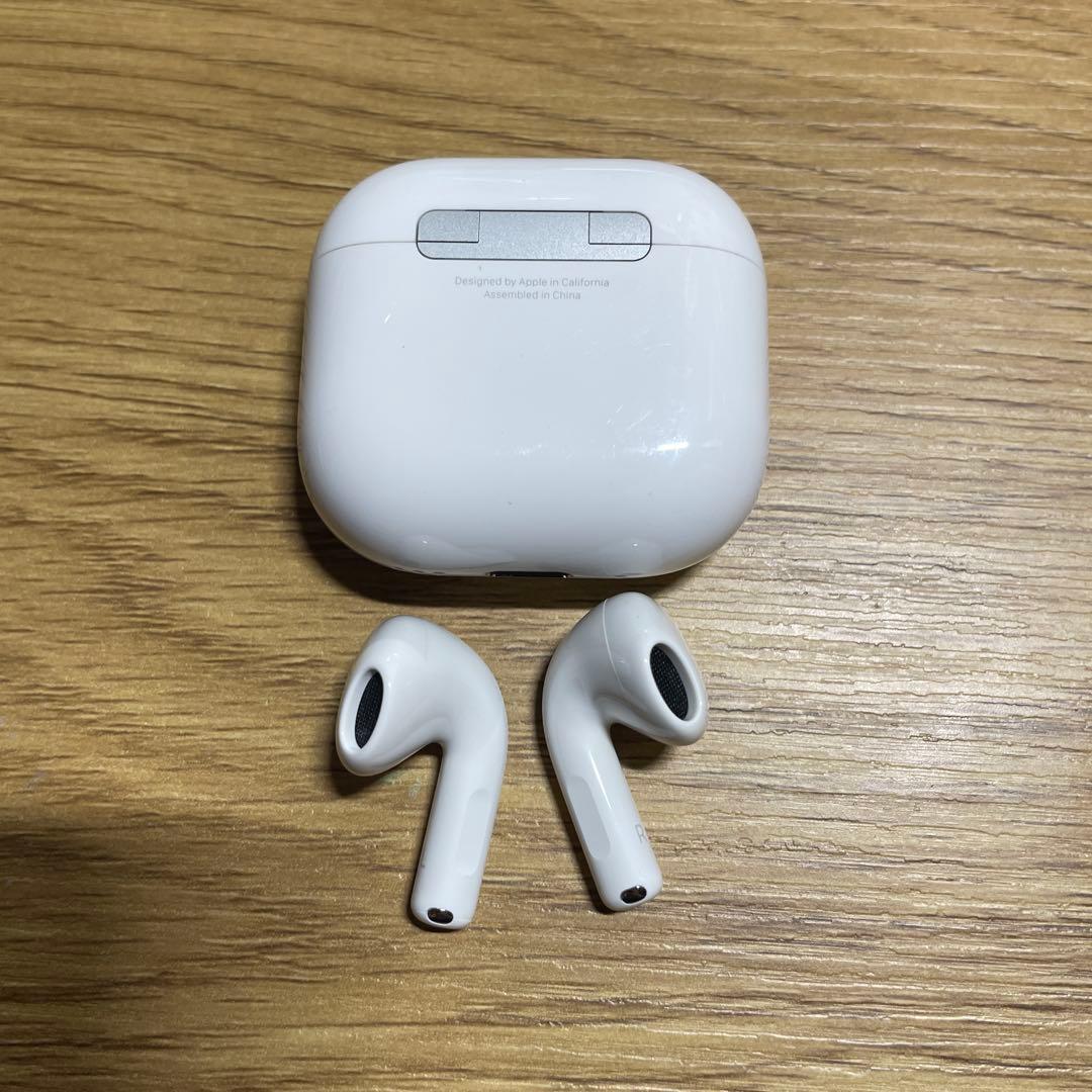 Apple Airpods 第4世代　ANC ノイズキャンセリング付き