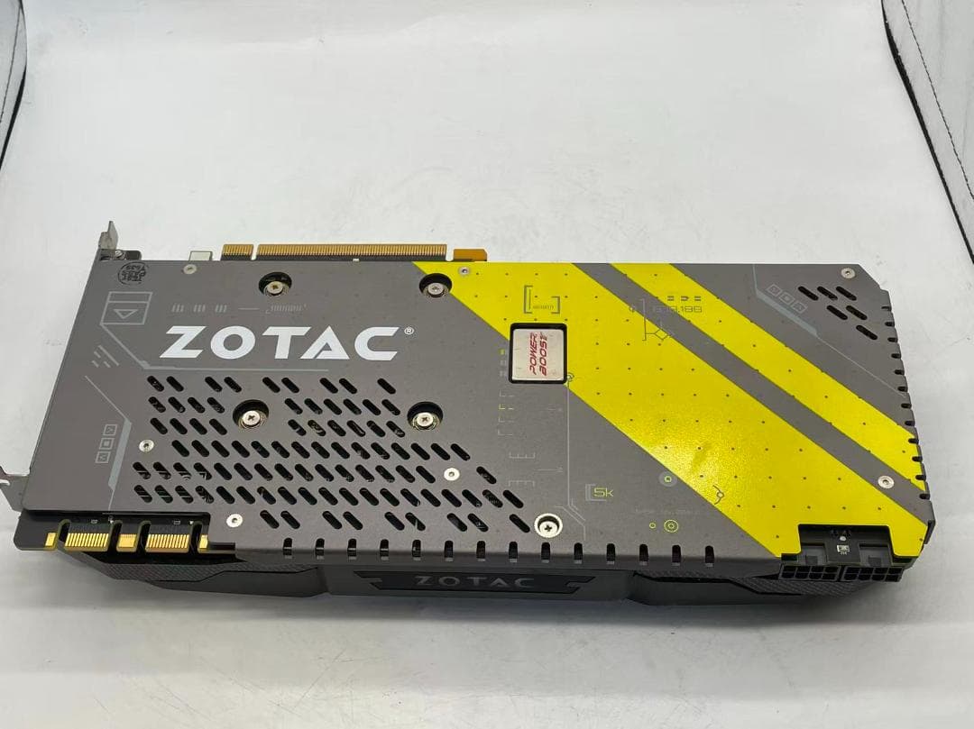 ZOTAC GeForce GTX1080 8GB グラフィックボード