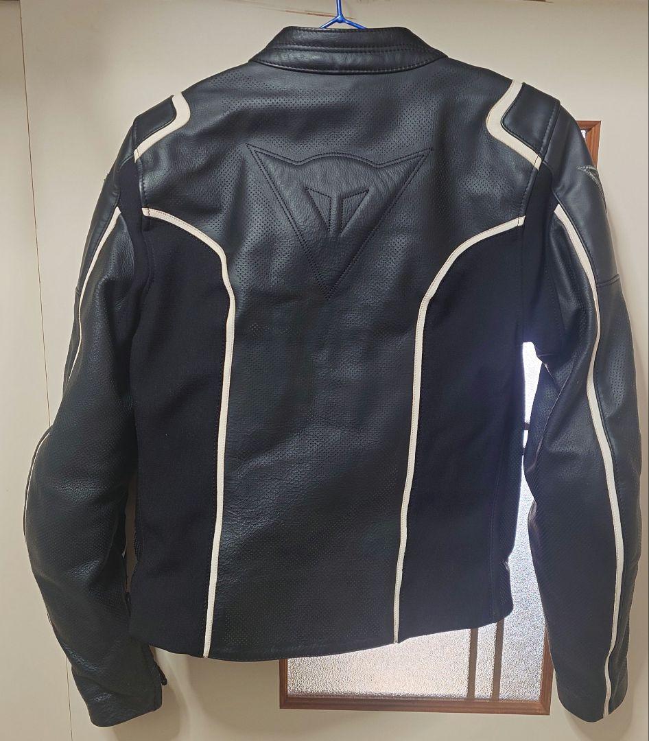 オ*ロ様 ２０日まで限定オークション　ダイネーゼ　パンチングレザージャケット　4