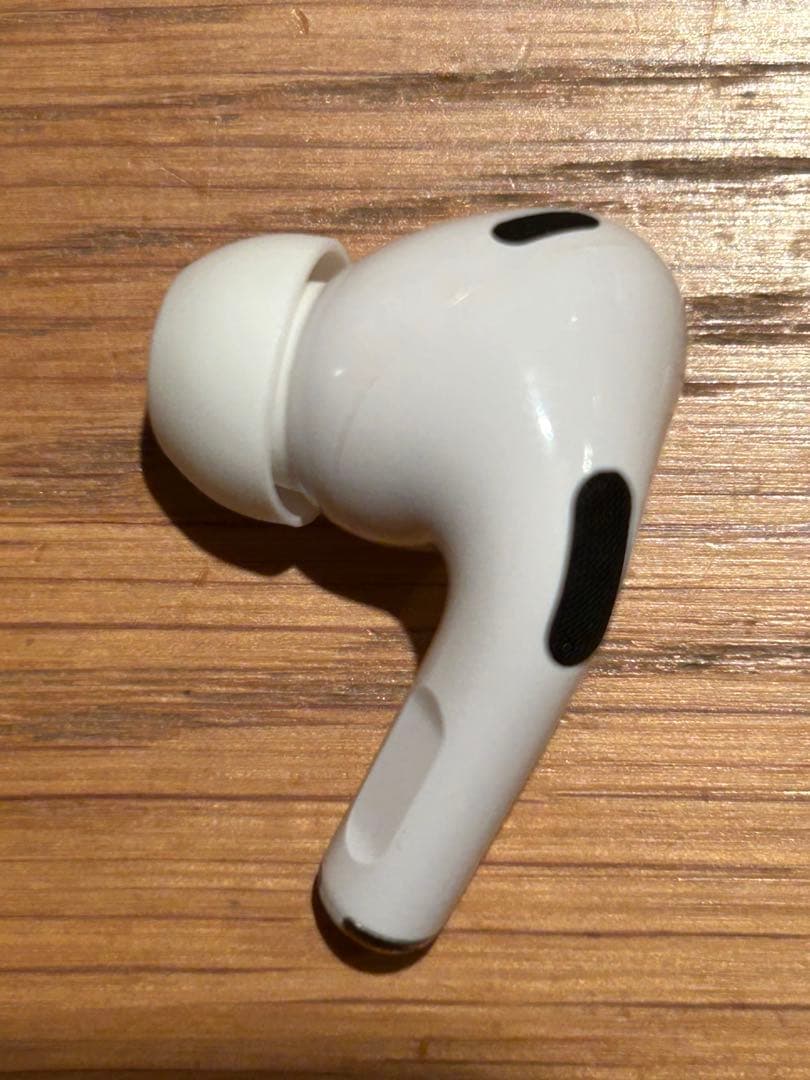 AirPods Pro2 本体 充電ケース付き L片耳のみ type C