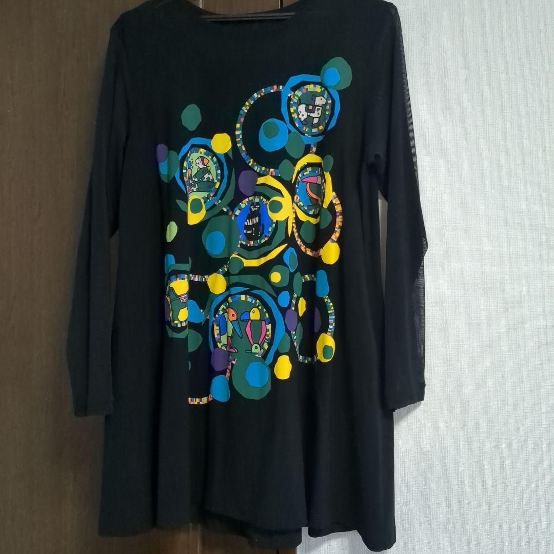 タグ付き未使用品⭐️トクコプルミエヴォル⭐️黒地長袖チュニック❣️袖シースルー