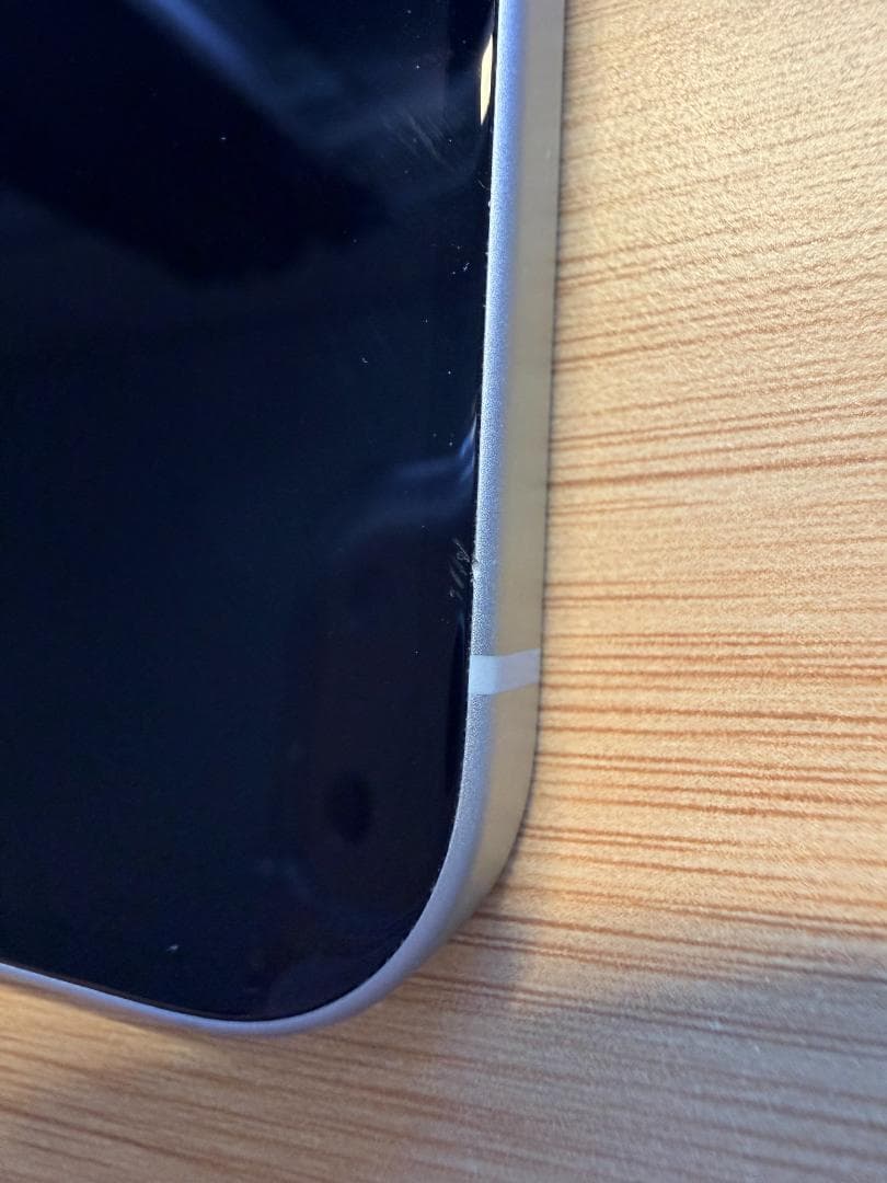 iPhone15 128gb バッテリー85％