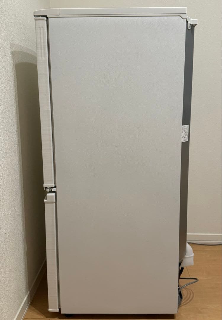 送料無料 2019年製 シャープ 2ドア冷蔵庫 SJ-D14E-W/137L