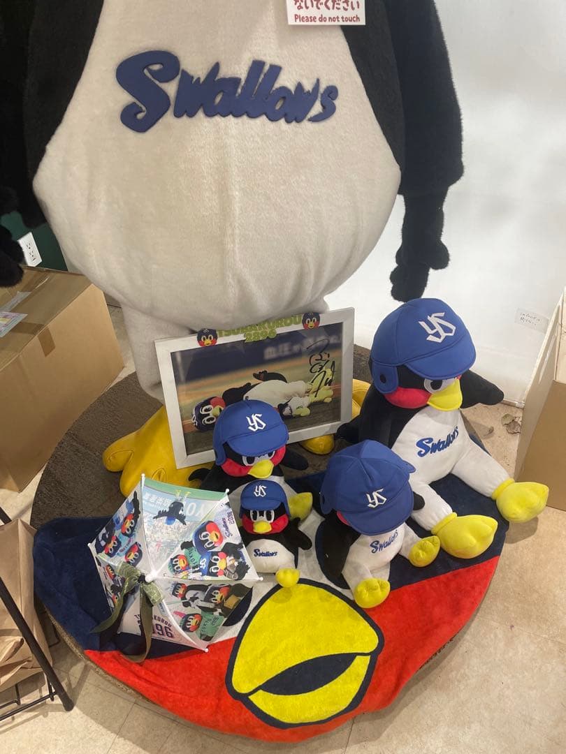 新品未開封 つば九郎 ユニフォーム　ＸＬヤクルトスワローズ正規品2896入手困難